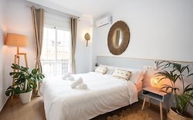 Naim Guest House Nerja
